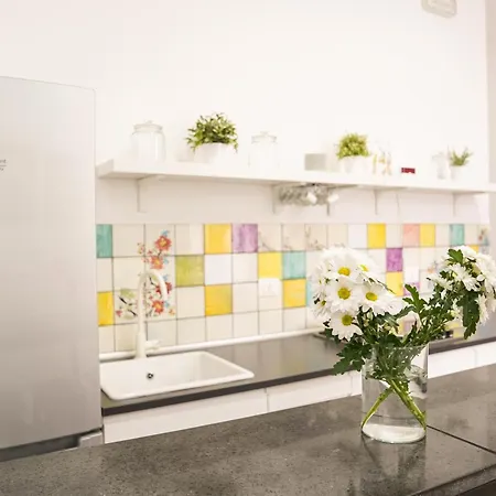 Nocleg ze śniadaniem B&B Universita 4*