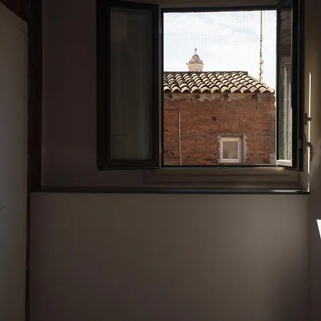 Nocleg ze śniadaniem B&B Universita Katania
