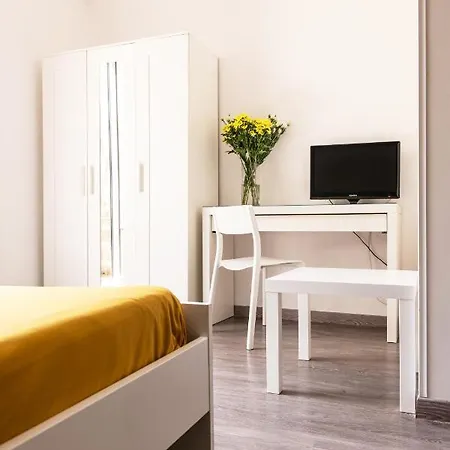 Nocleg ze śniadaniem Universita 4*