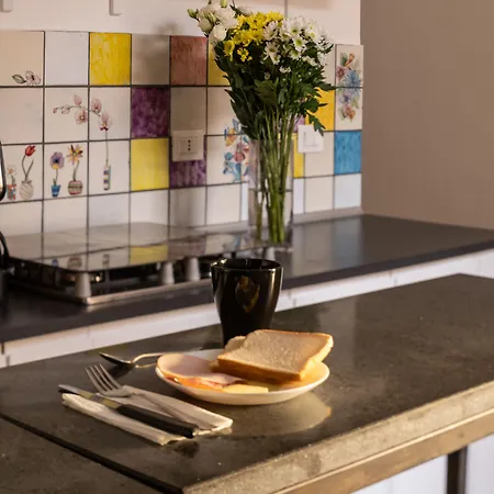 Universita Nocleg ze śniadaniem