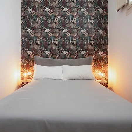 Bed & Breakfast Duomo & University Rooms Catania Center Catánia